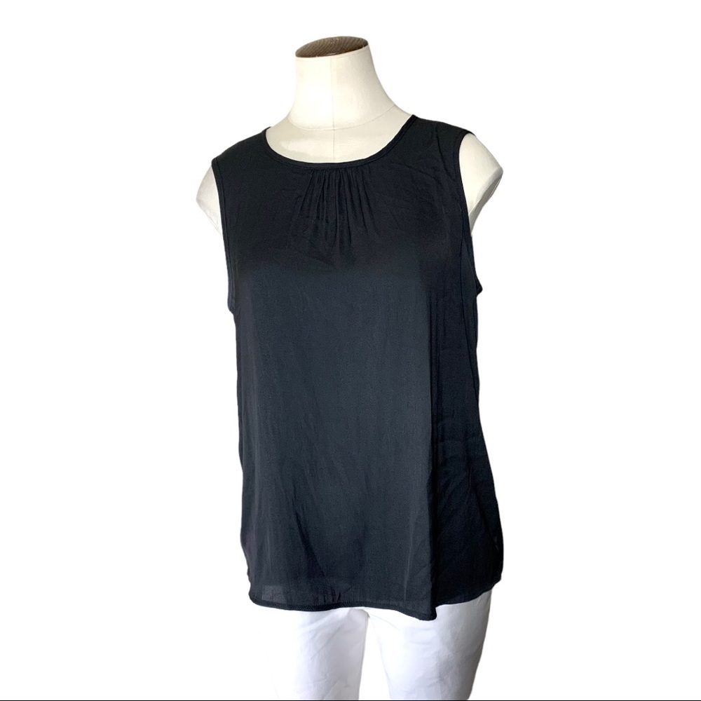 Vero moda Black Sleeveless Blouse Sz S Tie Neck Key Hole Classic Neutral Staple